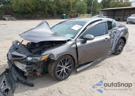 2022 Toyota Camry Se from USA, damaged, VIN 4T1T11AK8NU687448